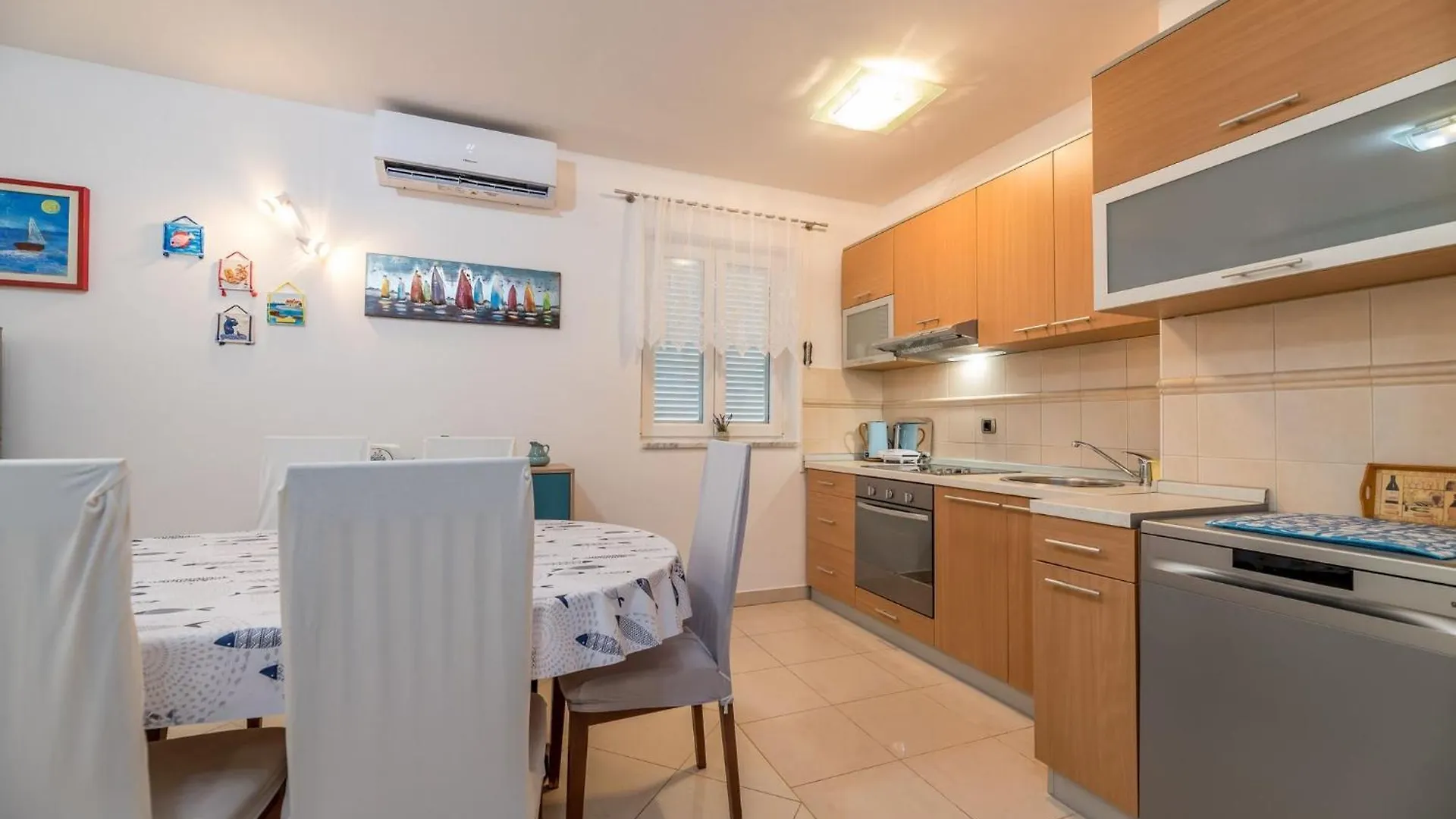 Apartments With A Parking Space Baska, Krk - 22407